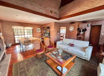 Casa · 200m² · 5 Ambientes · 1 Cochera · Casa en Venta Canning El Sosiego 5 Ambientes