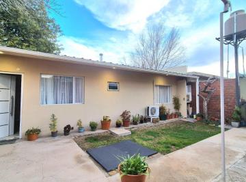 Departamento · 50m² · 2 Ambientes · 1 Cochera · Departamento en Alquiler Neuquen