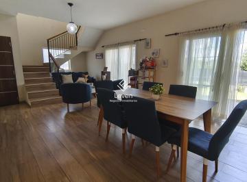 Casa · 125m² · 5 Ambientes · 2 Cocheras · Venta Casa 3 Dorm. 2 Baños La Calera