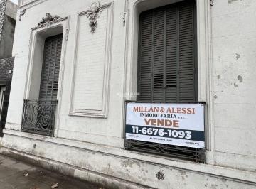 Casa de 6 ambientes, Liniers · Casa en Venta en Liniers