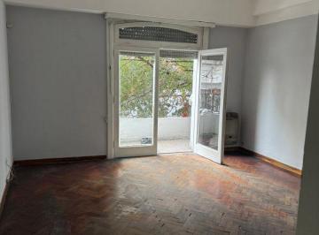 PH de 3 ambientes, Flores · Excelente Departamento Tipo PH de Tres Ambientes con Patio en Venta en Flores!