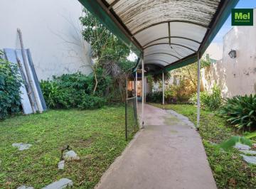 Casa · 255m² · 6 Ambientes · 1 Cochera · 6 Amb| Venta |villa Pueyrredón