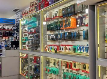 Local comercial · 80m² · 2 Ambientes · Fondo de Comercio en Venta