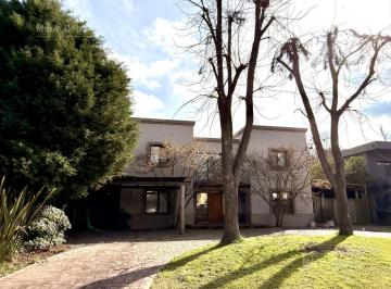 Casa · 210m² · 6 Ambientes · 2 Cocheras · Venta Casa 3 Dorm. y Escritorio Santa Silvina Pilar