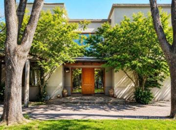 Casa · 210m² · 6 Ambientes · 2 Cocheras · Venta Casa 3 Dorm. y Escritorio Santa Silvina Pilar