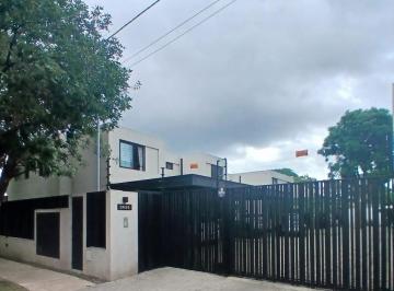 Casa · 180m² · 6 Ambientes · 2 Cocheras · Villa Belgrano Housing Duplex 3 Dorm Patio Apta Crédito Bbva