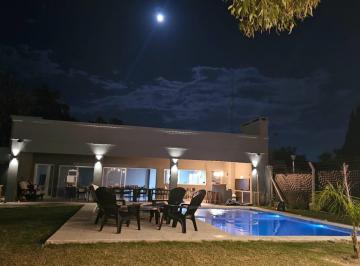Casa · 90m² · 3 Ambientes · Casa en Venta - 1 Dormitorio 1 Baño - 1000 m - Mercedes