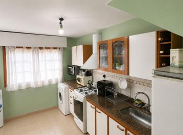 PH · 88m² · 3 Ambientes · PH en Mataderos