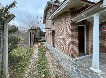 Casa · 120m² · 5 Ambientes · 2 Cocheras · Casa en Venta City Bell Zona Country Estudiantes