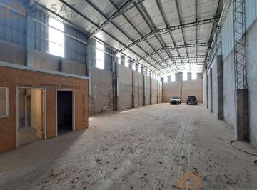 Bodega-Galpón · 330m² · 3 Ambientes · Galpón - El Gaucho