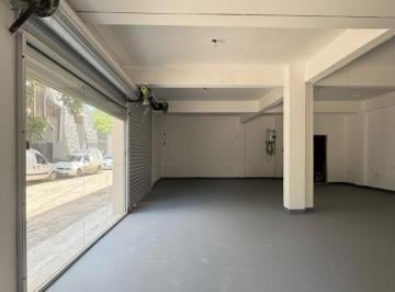 Local comercial · 100m² · 1 Ambiente · 1 Cochera · Local en Alquiler en Canning Ezeiza