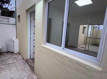 PH · 48m² · 3 Ambientes · PH 3 Ambientes Duplex, a Estrenar en Banfield Este. Apto Credito.