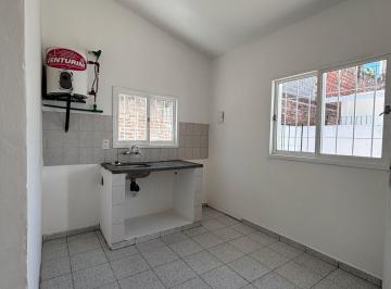 Departamento · 50m² · 4 Ambientes · Alquilo Depto 1 Dorm con Patio B° Urquiza