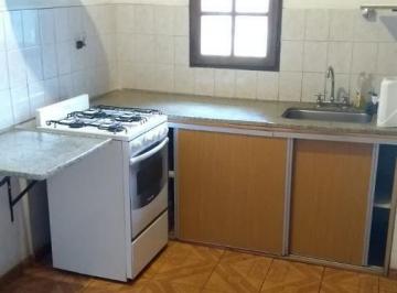 Casa · 125m² · 5 Ambientes · 2 Cocheras · Casa - Quintas de Flores