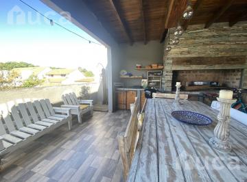 PH · 82m² · 5 Ambientes · PH en Acassuso
