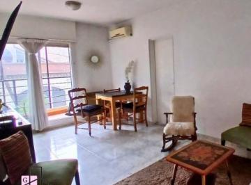 Departamento de 3 ambientes, San Telmo · Venta Depto 3 Amb Al Frente con Balcón, San Telmo a m de Parque Lezama Impecable