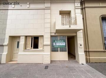 Casa · 4 Ambientes · 1 Cochera · Casa de Dos Plantas en Alquier | Barrio 30 de Octubre