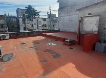 Casa · 140m² · 4 Ambientes · 1 Cochera · Casa en Venta - 3 Dorm. 2 Baños 1 Cochera - 200 m² - Lomas del Mirador, La Matanza