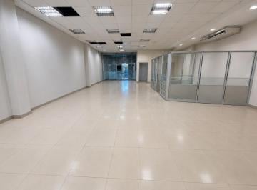 Local comercial · 205m² · 3 Cocheras · Local en Mart. - Santa Fe/fleming