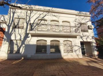 Casa de 6 ambientes, La Plata · Alquiler Importante Casa en Calle 36 E/ 7 y 8, La Plata.