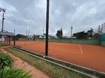 Terreno · 968m² · Terreno con Cancha de Tenis en Venta 1000 m² Zona Constitución