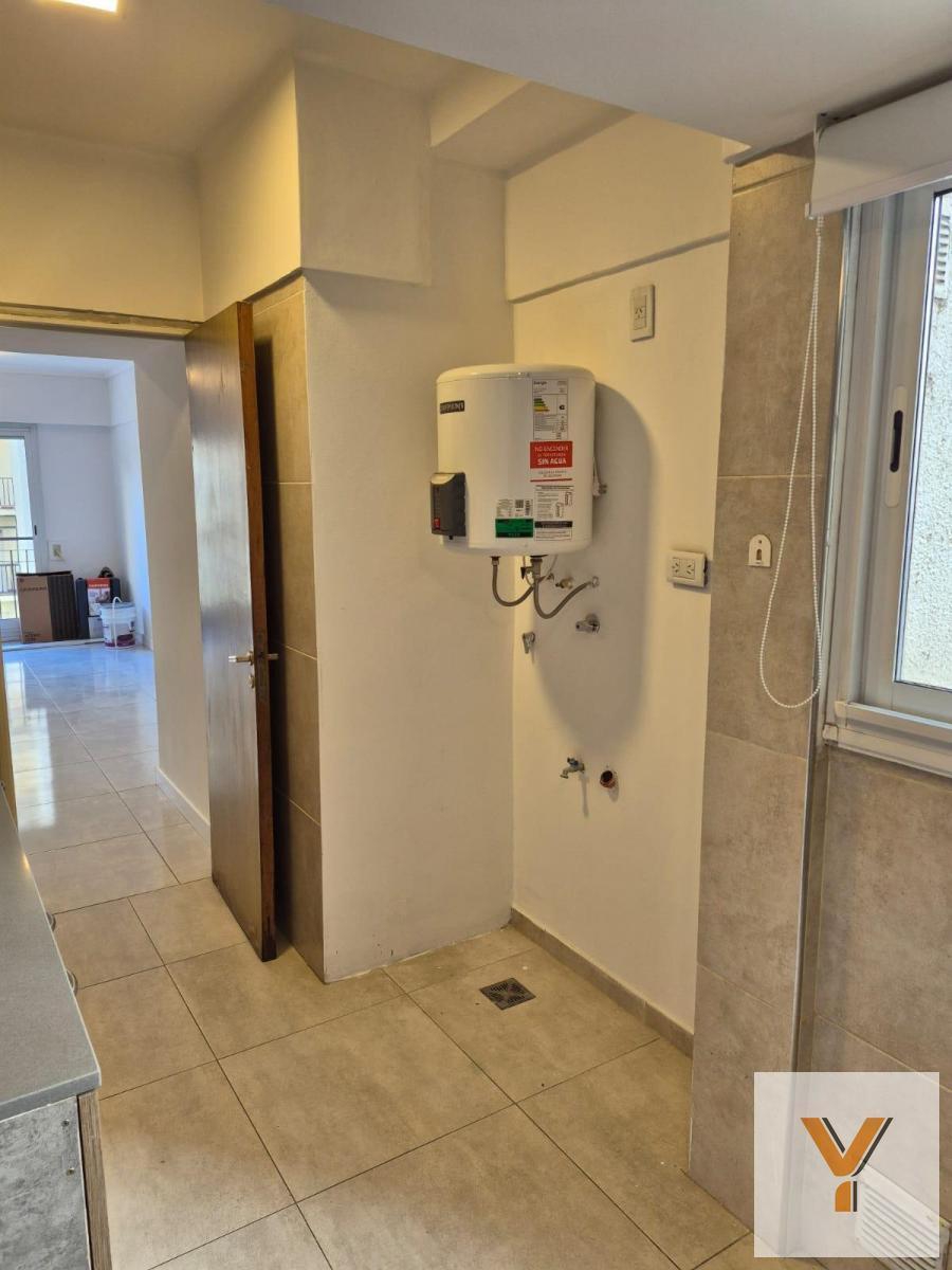 Depto 2 dorm, 52m² en alquiler — Entre Ríos 2300