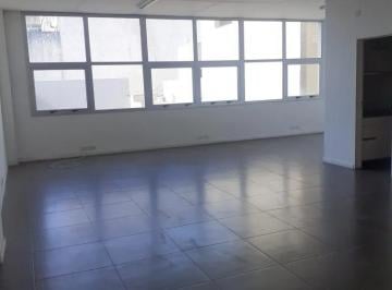 Oficina comercial · 70m² · Oficina en Ramos Mejía