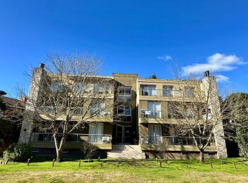 Departamento · 52m² · 2 Ambientes · 1 Cochera · Pinamar - Departamento Merluza, Complejo con Pileta