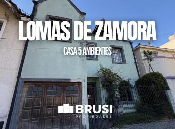 Casa · 300m² · 5 Ambientes · 1 Cochera · Casa en Venta en Lomas de Zamora - 5 Ambientes con Playrrom