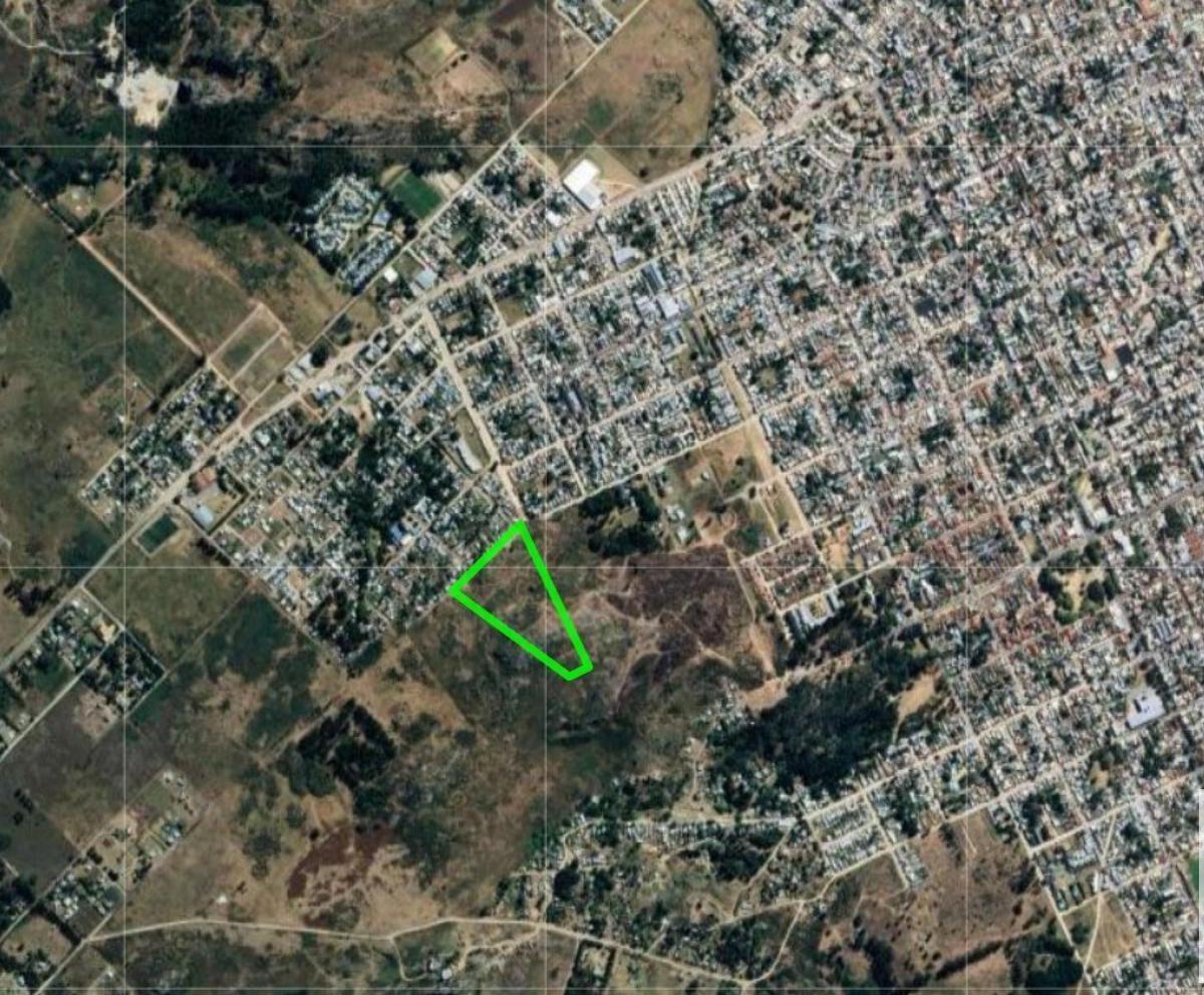 Terreno en venta 50.433 m² sobre calle Pierrone y Walcalde