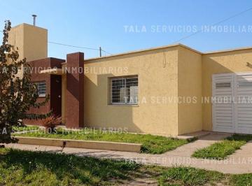 Casa de 4 ambientes, Córdoba · Alquiler, Casa 2 Dorm., Patio, Universitario de Horizonte