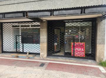 Local comercial · 60m² · 1 Ambiente · Local en Av de Alto Tránsito con Vidriera – Lanús