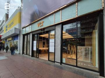 Local comercial · 425m² · Local en Alquiler en Flores