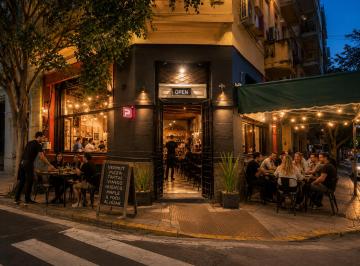 Local comercial , San Cristobal · Local Comercial en Esquina | 200 m² | Ideal Gastronomía y Empresas