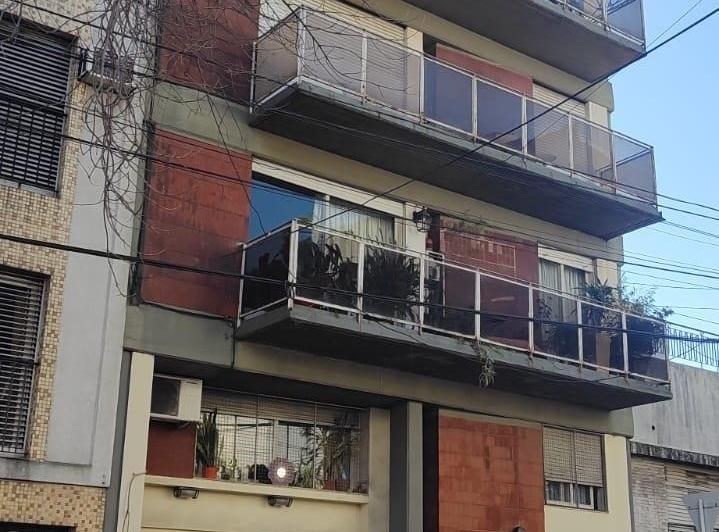 Dto de 3 Ambientes - Impecable
