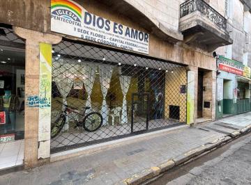Local comercial de 3 ambientes, Córdoba · Bº Centro, Se Alquila Local Comercial Sobre Calle Alvear Al 169 a m de Av Olmos - 120 m²