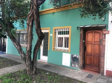 PH de 3 ambientes, Vicente López · PH Planta Baja, 2 Dorm, con Pequeño Jardin y Patio!