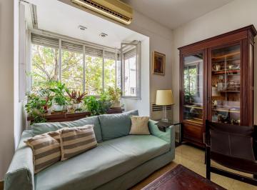 Departamento · 201m² · 6 Ambientes · 2 Cocheras · Departamento Ubicación Privilegiada, con Vista a Pulmón de Manzana, a m de La Plaza Vicente Lop