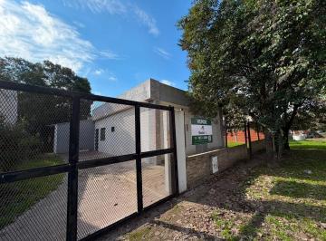 Casa · 94m² · 5 Ambientes · 2 Cocheras · Casa en Venta con Excelente Ubicación