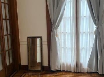 Oficina comercial · 130m² · 4 Ambientes · Oficina en Alquiler - 1 Baño - 240 m² - Balvanera