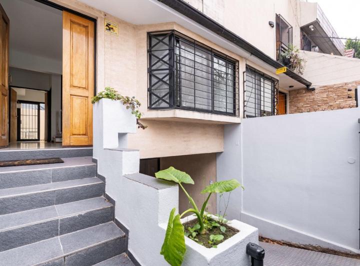 Casa · 130m² · 4 Ambientes · 1 Cochera