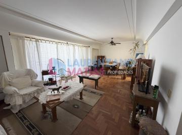 Casa · 320m² · 5 Ambientes · 1 Cochera · Venta Excelente Casa 5 Ambientes, Cochera, Jardin, Parrilla - Villa Pueyrredon