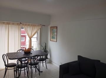 Departamento · 38m² · 2 Ambientes · Temporada Mar del Plata - 2 Ambiente a La Calle - Córdoba 2100 - Plaza Mitre.