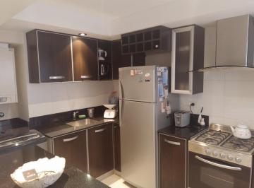 Departamento · 50m² · 2 Ambientes · 1 Cochera · Temporada - Departamento de 2 Ambientes con Cochera a La Calle - Santa Fe 2300 - Mar del Plata