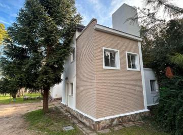 Casa de 3 ambientes, Mendiolaza · Casa en Alquiler Mendiolaza en Housing
