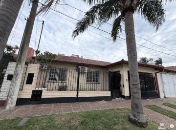 Imagen 1 · Se Vende Casa de 3 Dorm. y Patio Verde