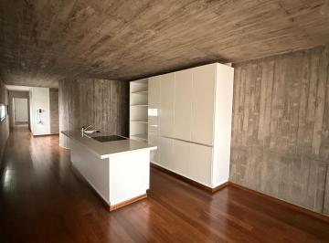 Departamento · 100m² · 3 Ambientes · 1 Cochera · Departamento en Pichincha
