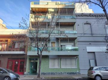 Departamento · 44m² · 2 Ambientes · Venta Dpto. 2 Amb con Balcon y Terraza - Barracas