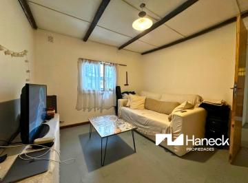 Casa · 180m² · 8 Ambientes · Casa en Venta, San Carlos de Bariloche
