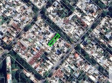 Terreno · 300m² · Terreno en Venta - 300 m² - La Plata
